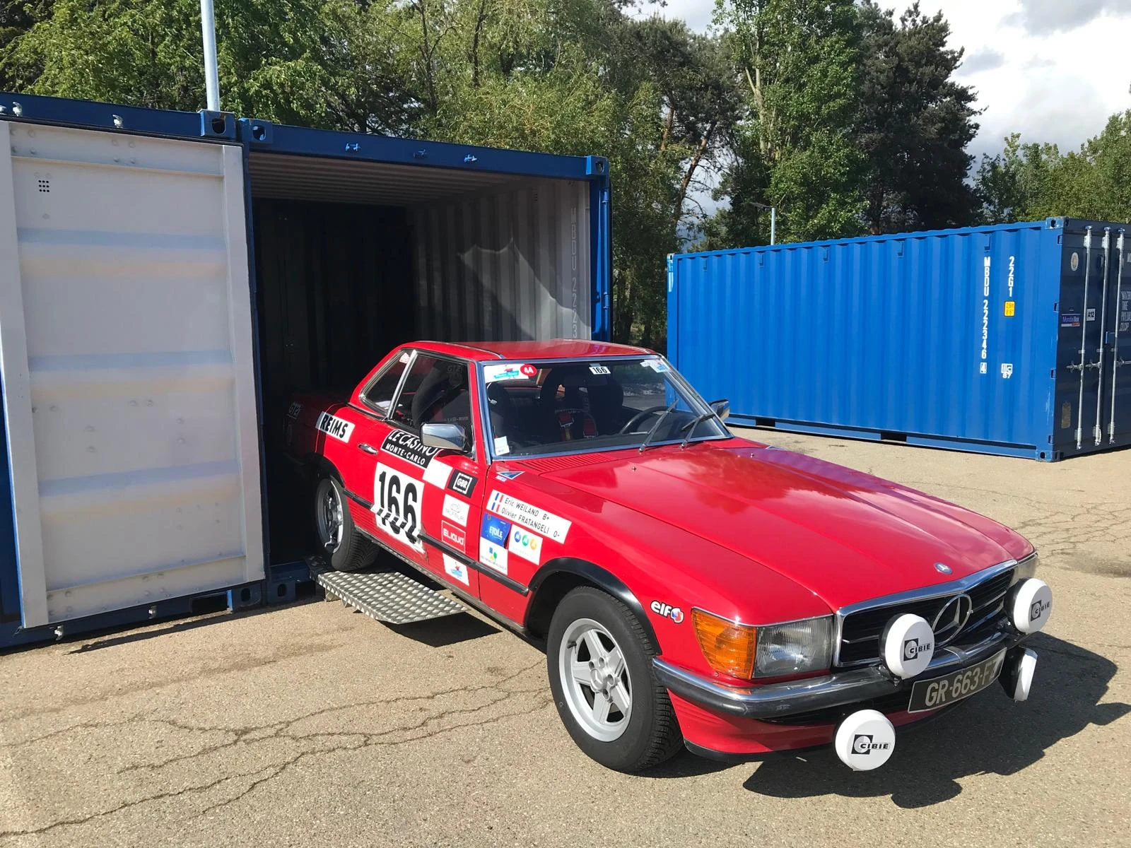 garez votre voiture dans un box de stockage sécurisé - MondialBox Stiring Wendel