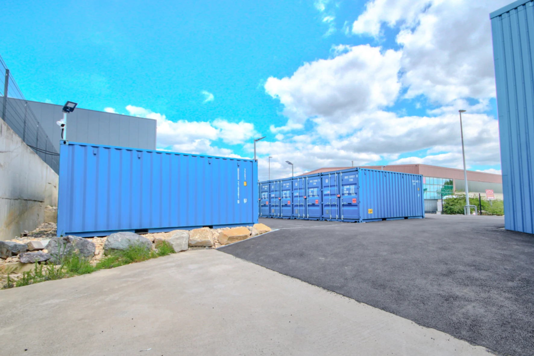 MondialBox Nancy large gamme de box de stockage outdoor